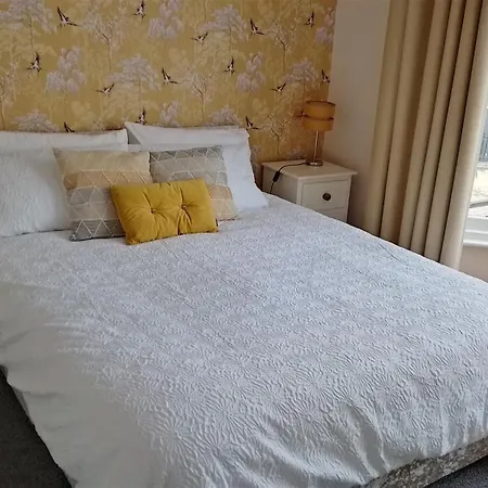 Апартаменты The Captains Quarters